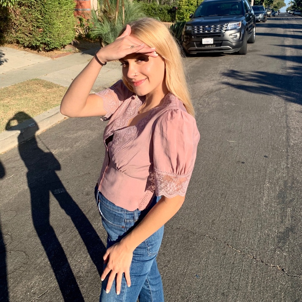 Meet your Posher, Gaby